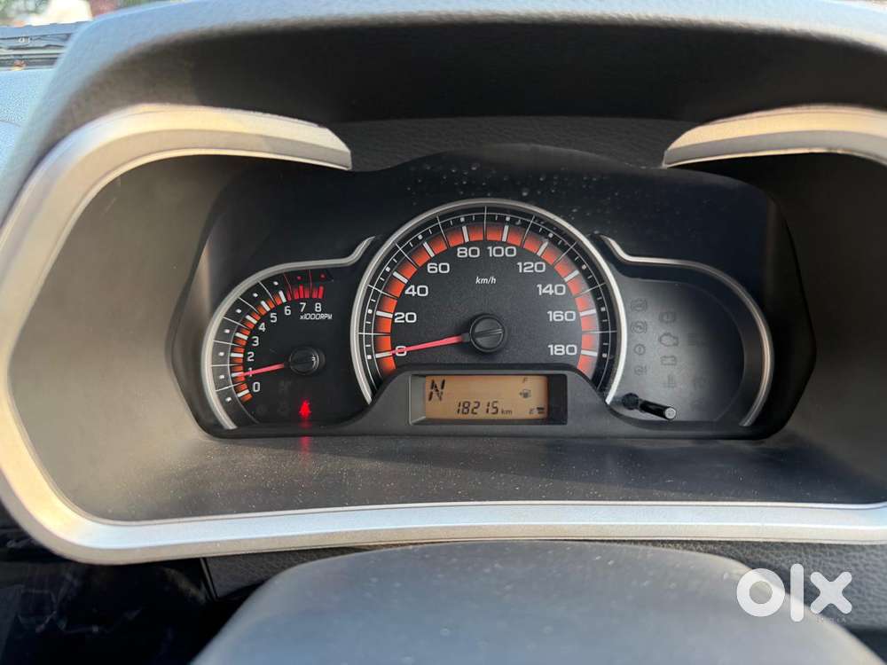 Maruti Suzuki Alto K10 1.0 Vxi Amt, 2015, Petrol