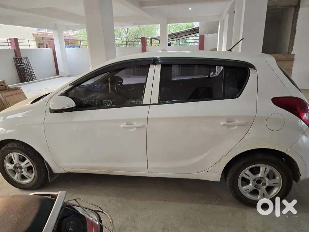 Hyundai I20 Sportz Petrol 2011