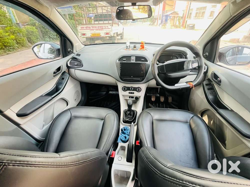 Tata Tiago 1.2 Revotron Xm, 2025, Petrol