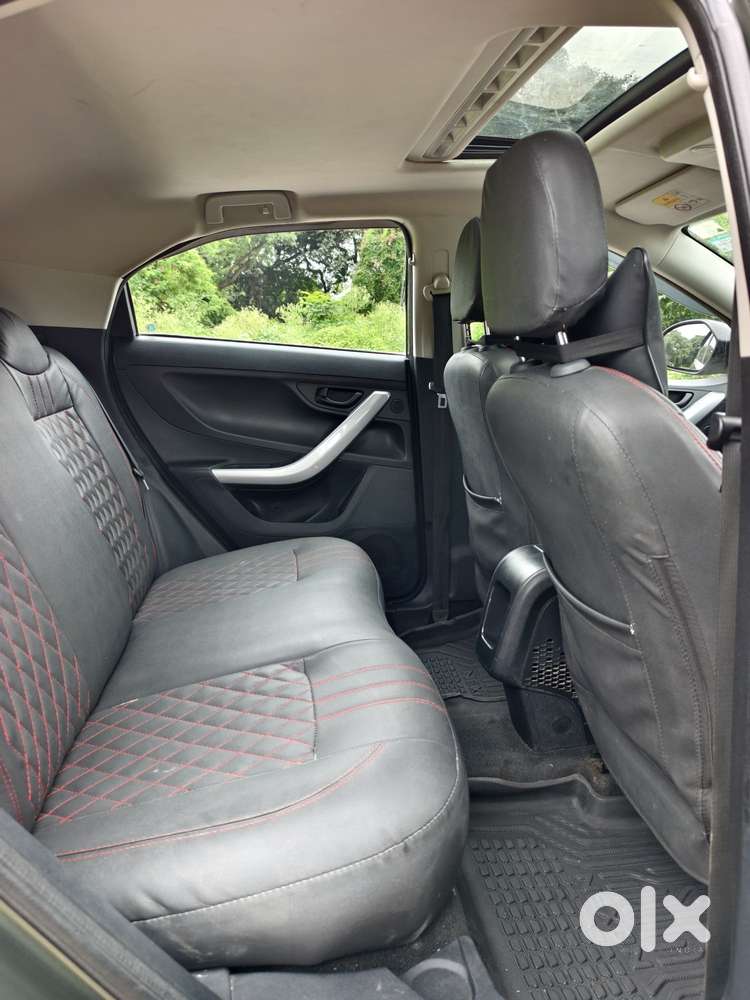 Tata Nexon 1.2 Revotron Xm (s), 2022, Petrol