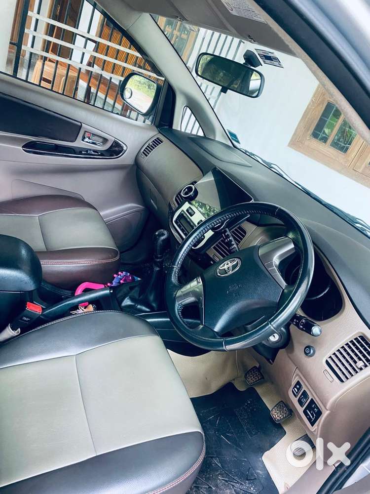 Toyota Innova Diesel 2015