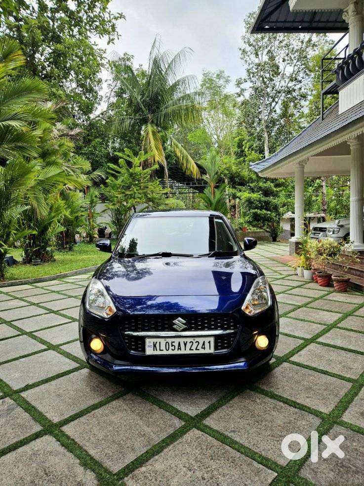 Maruti Suzuki Swift Vxi Optional, 2022, Petrol