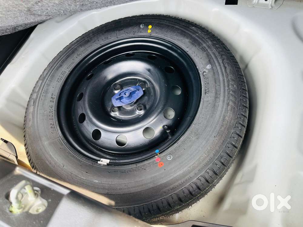 Maruti Suzuki Swift Vxi Ags, 2019, Petrol