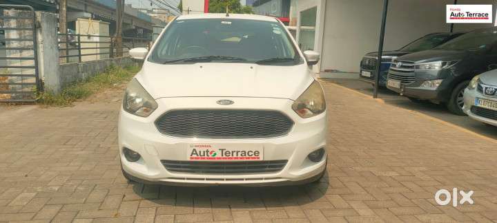 Ford Figo 1.2p Titanium Opt Mt, 2015, Petrol