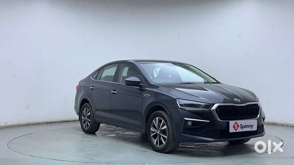 Skoda Slavia Style 1.0l Tsi At, 2023, Petrol