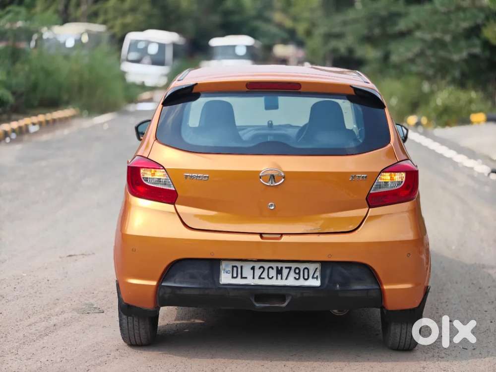 Tata Tiago 1.2 Revotron Xta, 2018, Petrol