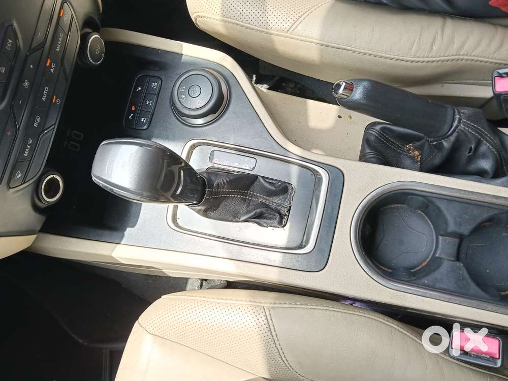 Ford Endeavour 3.2 Titanium At 4x4, 2017, Diesel