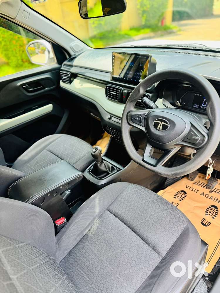 Tata Punch 1.2 Revotron Adventure Rhythm Pack Mt, 2024, Petrol