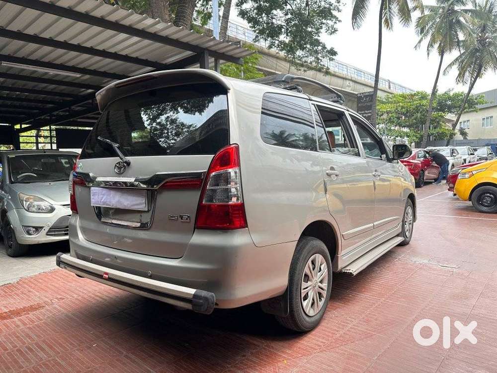 Toyota Innova 2.5 G (diesel) 8 Seater, 2013, Diesel