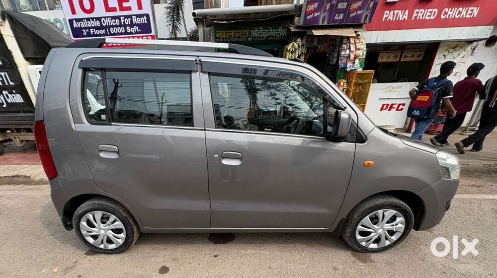 Maruti Suzuki Wagon R Vxi 1.0, 2016, Petrol