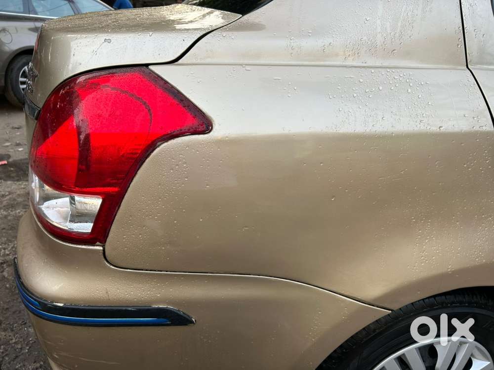 Maruti Suzuki Swift Dzire 2011