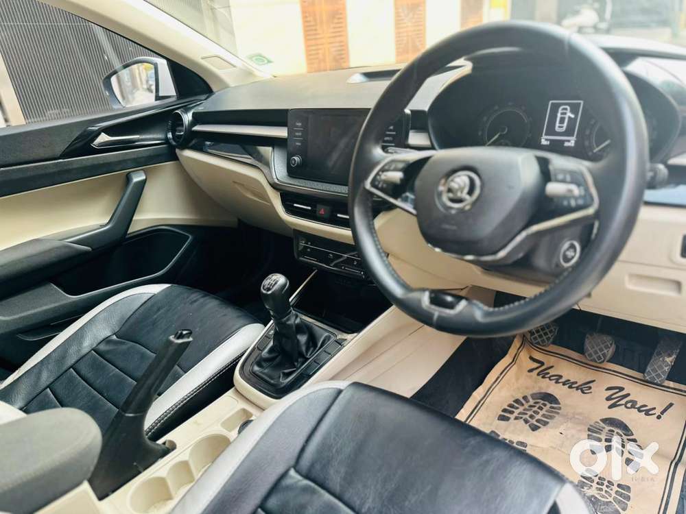 Skoda Slavia 1.0 Ambition Tsi, 2024, Petrol