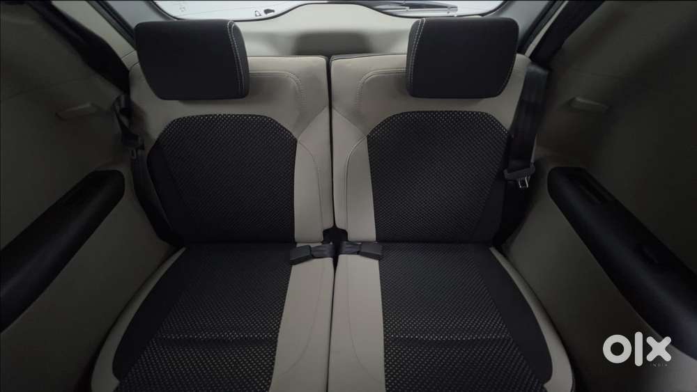 Renault Triber Rxz, 2019, Petrol