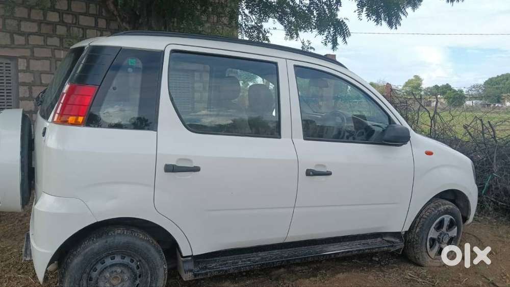 Mahindra Quanto 2012
