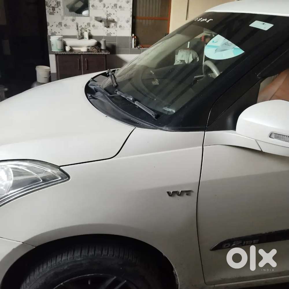 Maruti Suzuki Swift Dzire 2015 Petrol 52000 Km Driven