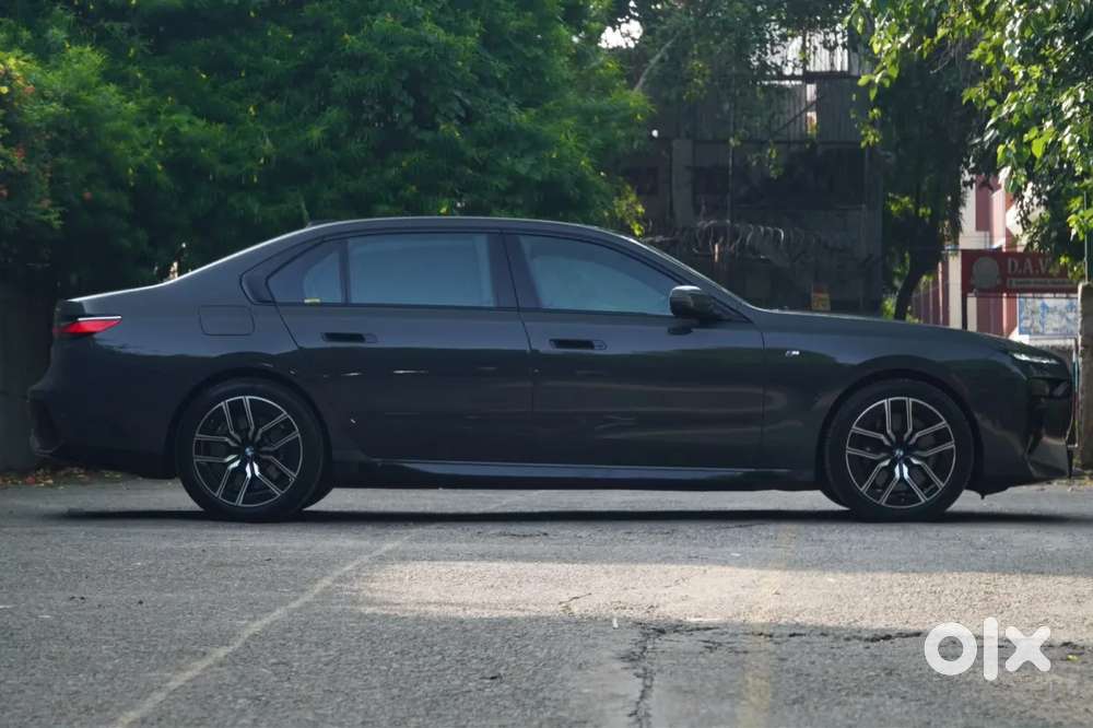 Bmw 7 Series 740i M Sport Petrol Automatic, 2024, Petrol