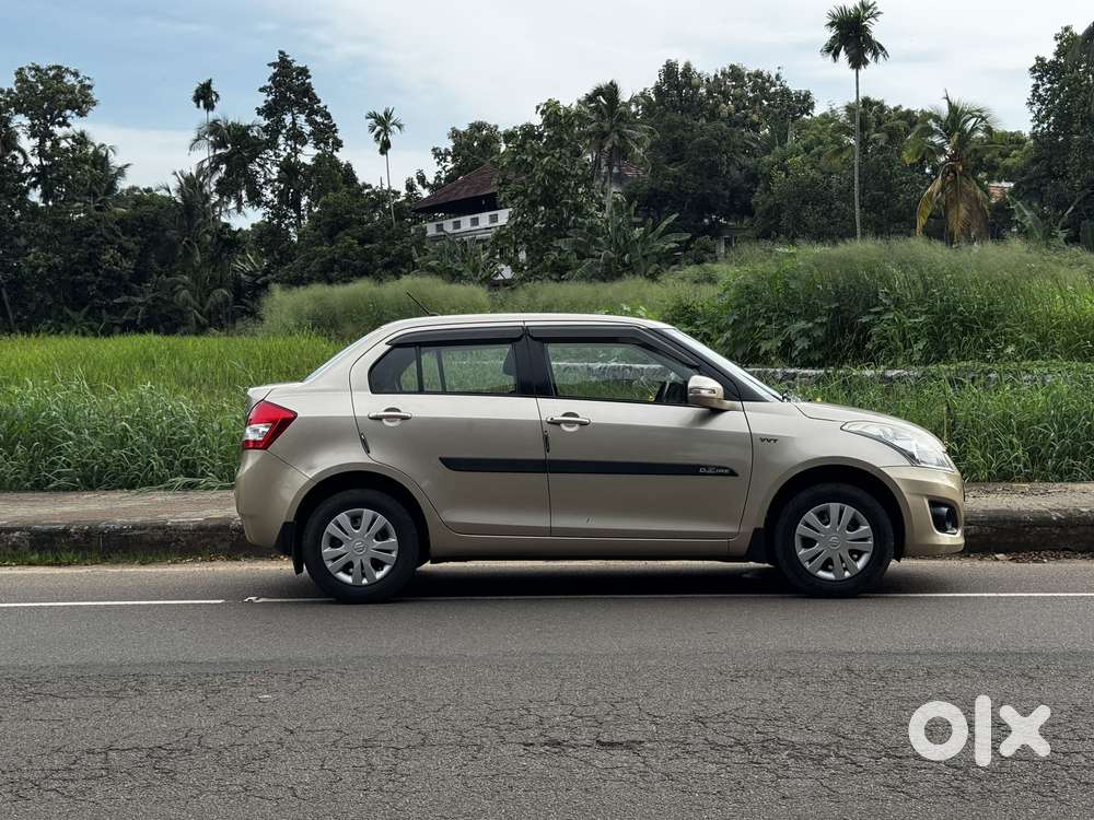 Maruti Suzuki Swift Dzire 1.2 Vxi Bsiv, 2012, Petrol