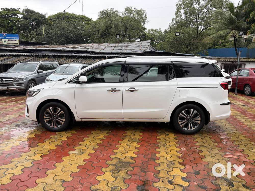 Kia Carnival Limousine Plus 7 Str, 2022, Diesel