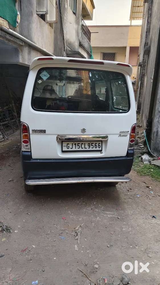 Maruti Suzuki Eeco 5 Star With Company Cng Aur Document Complaint
