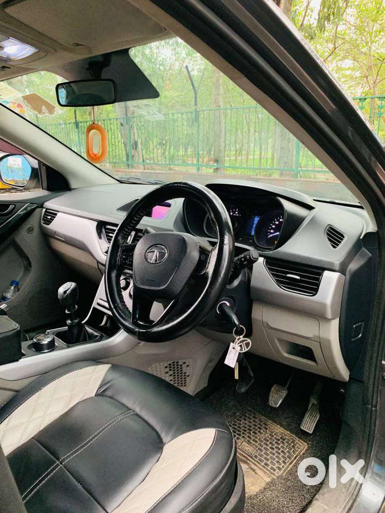 Tata Nexon 1.5 Revotorq Xm (s), 2018, Diesel