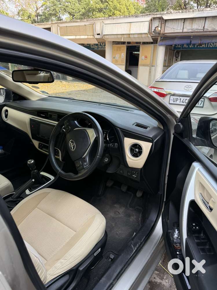 Toyota Corolla Altis