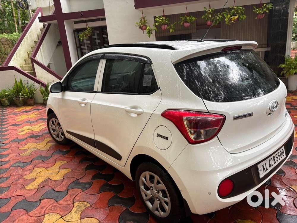 Hyundai Petrol Manual 2019