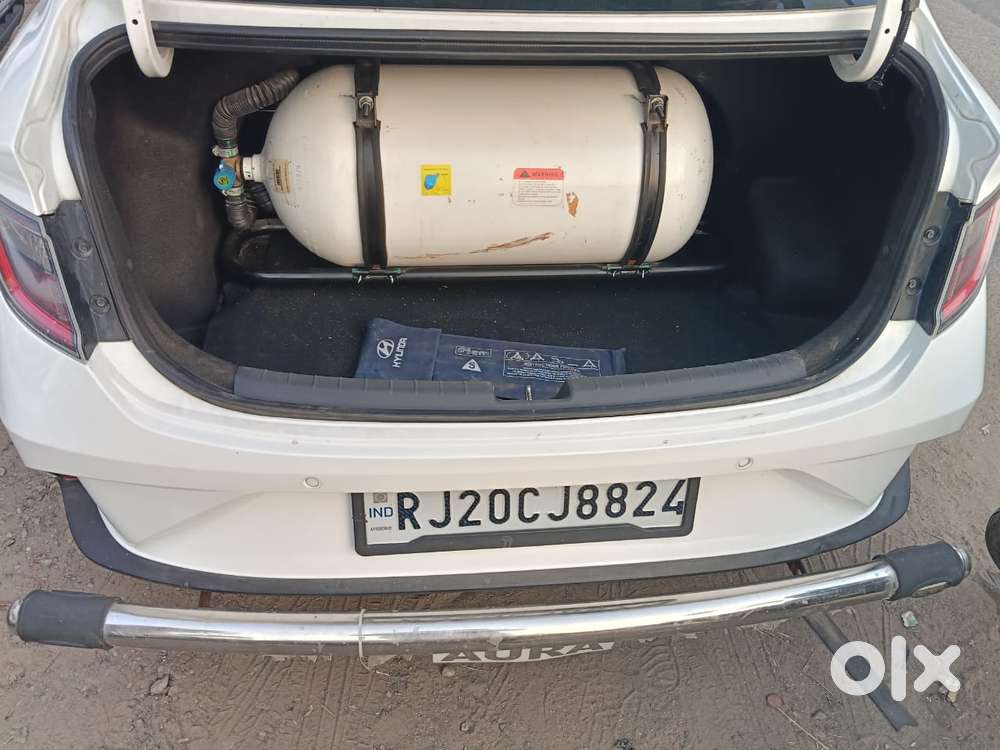 Hyundai Aura Sx Plus Manual, 2023, Cng & Hybrids