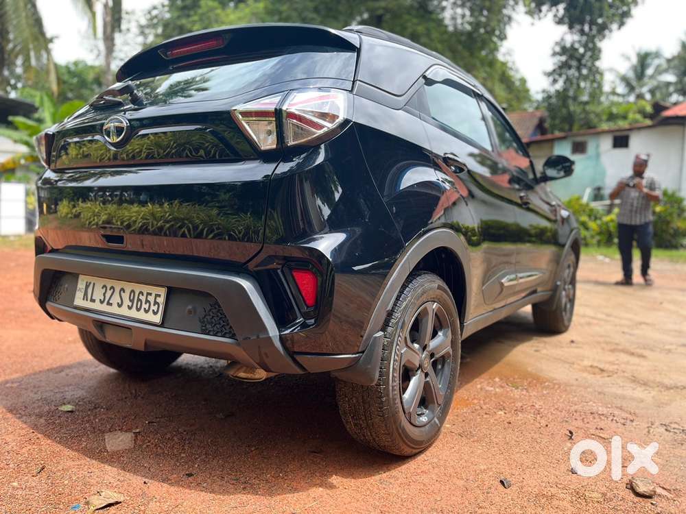 Tata Nexon Petrol 2022 Dark Edition