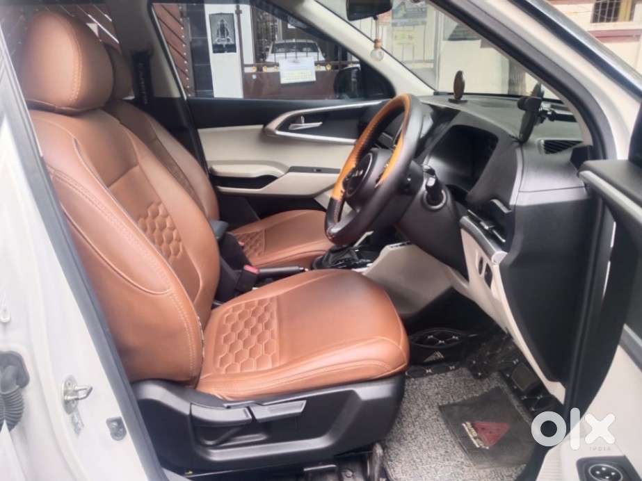 Kia Carens 1.4 Prestige Plus Turbo Dct 7 Str, 2023, Petrol