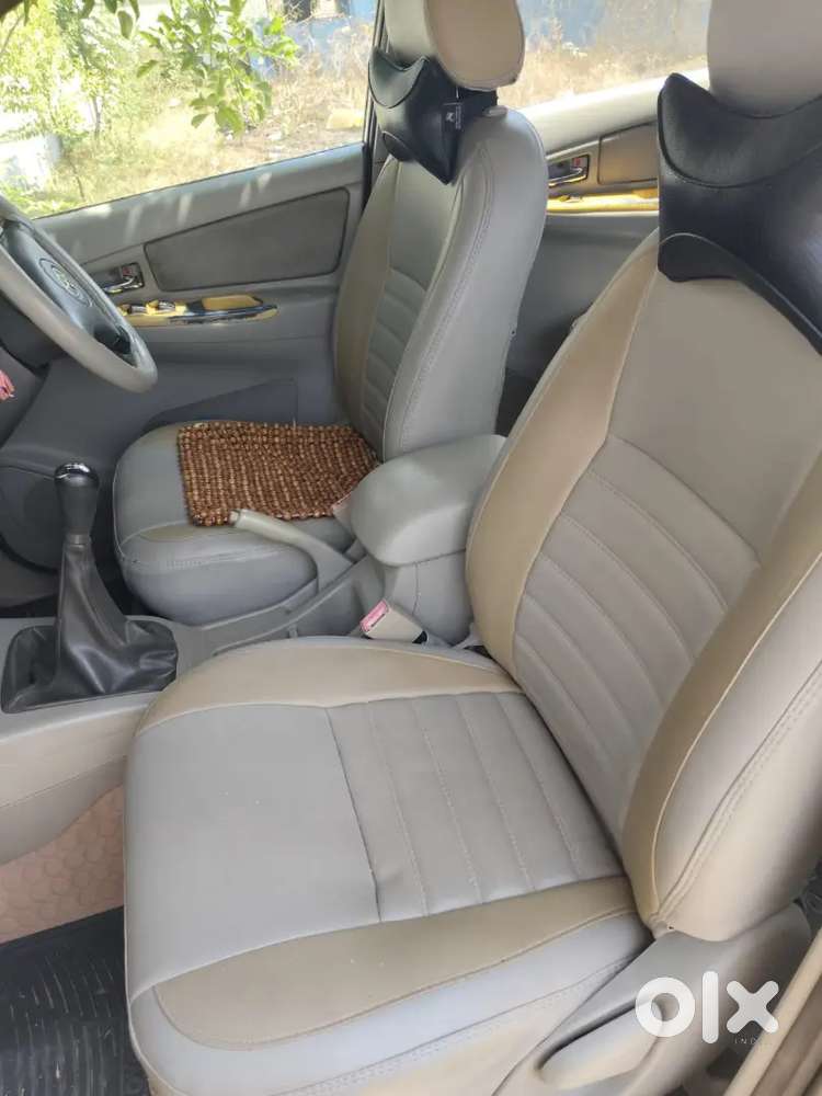 Toyota Innova 2.5 G2 2011 Diesel Manual