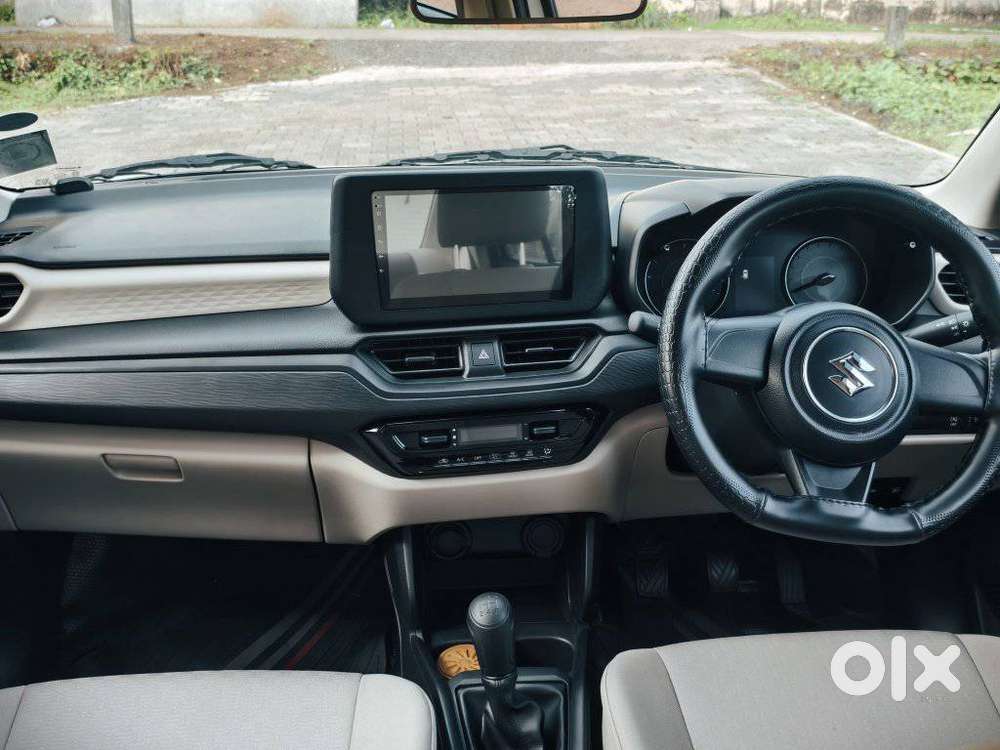Maruti Suzuki Dzire, 2025, Petrol