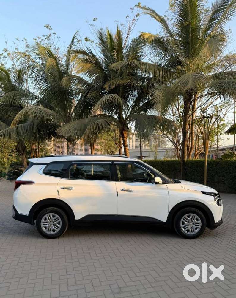 Kia Carens 1.5 Prestige 7 Str, 2023, Petrol