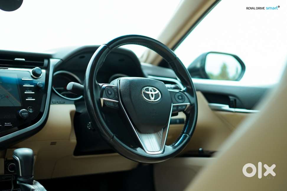 Toyota Camry, 2019, Petrol