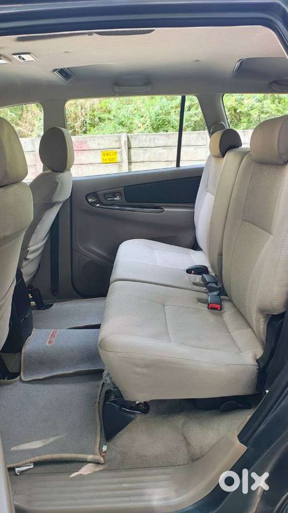 Toyota Innova 2.5 Vx 8 Str, 2015, Diesel