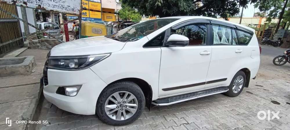 Toyota Innova Crysta 2.4 G Mt 8 Str 2019