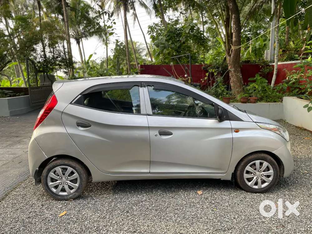 Hyundai Eon 2011 Petrol Well Maintained
