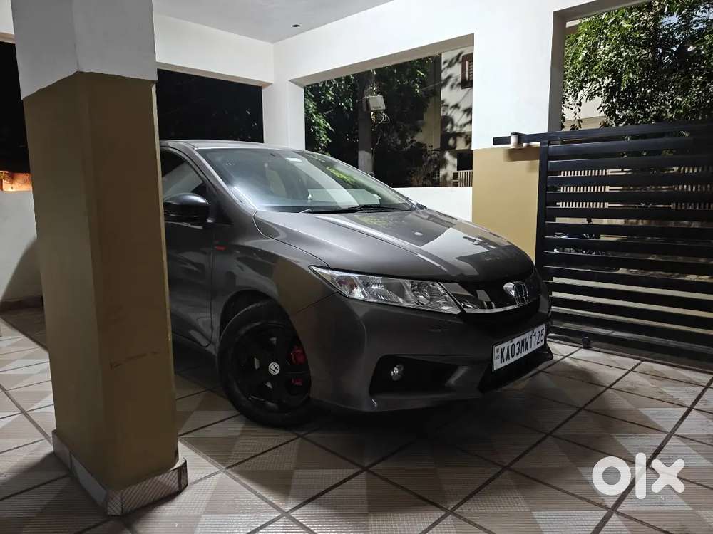Honda City 2015 Petrol Topend Cvt 42kms