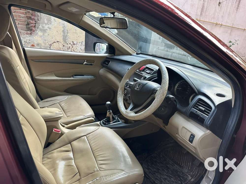 Honda City V Mt Exclusive, 2013, Petrol