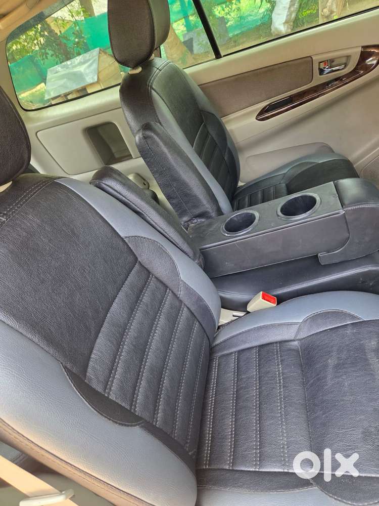 Toyota Innova 2.5 V 7 Str, 2013, Diesel