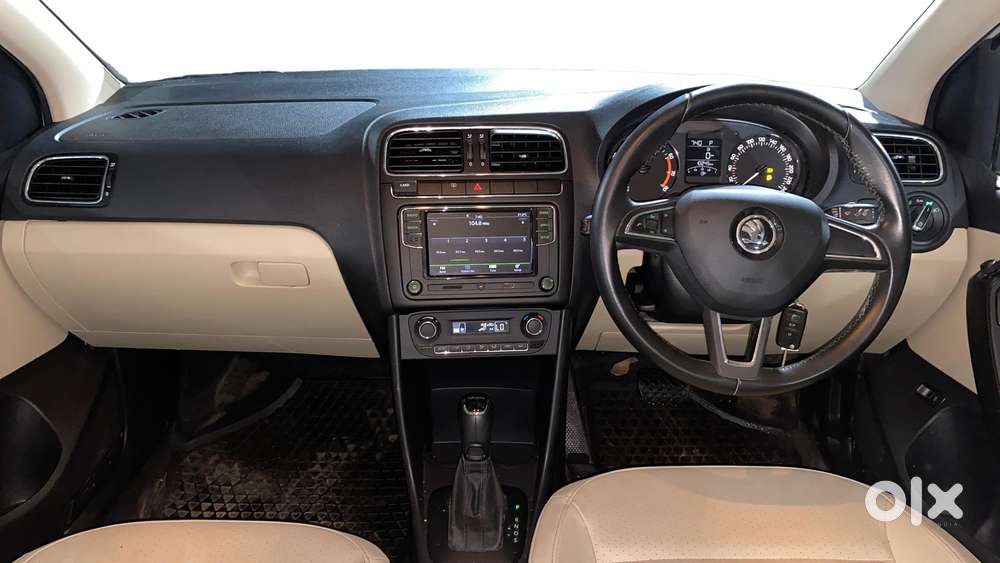 Skoda Rapid 1.6 Mpi At Style, 2019, Petrol