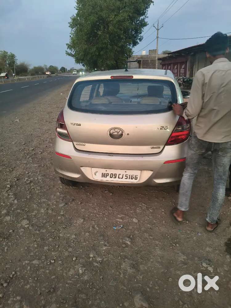 Gadi Me Koi Kaam Nahi Hai