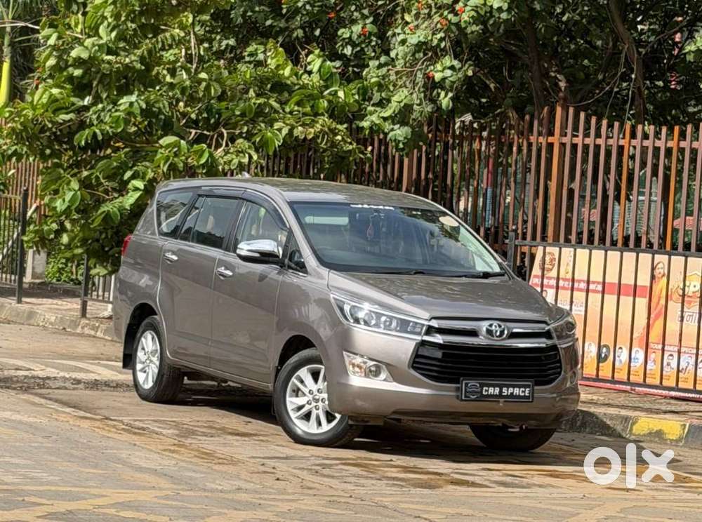 Toyota Innova Crysta 2.8 Zx At 7 Seater, 2017, Diesel