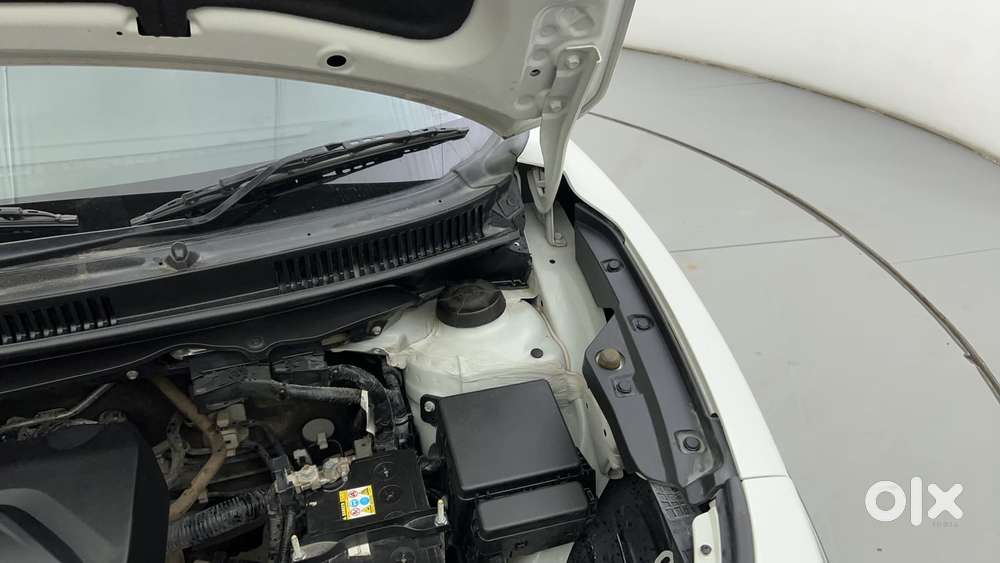 Maruti Suzuki Fronx Alpha 1.0l Turbo Mt, 2023, Petrol