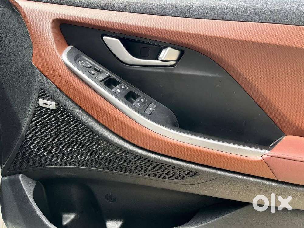 Hyundai Alcazar Platinum, 2021, Petrol