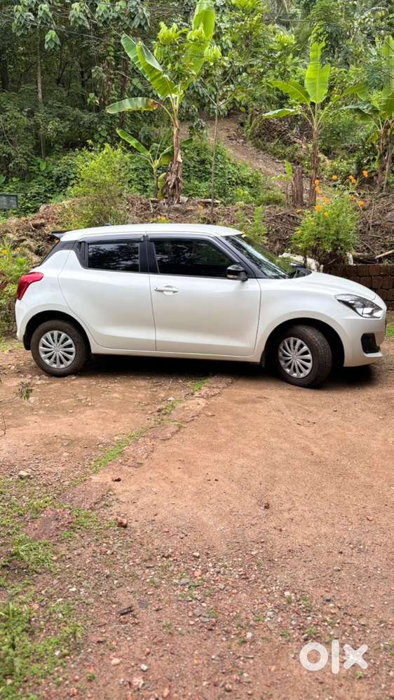 Maruti Suzuki Swift Petrol 2021
