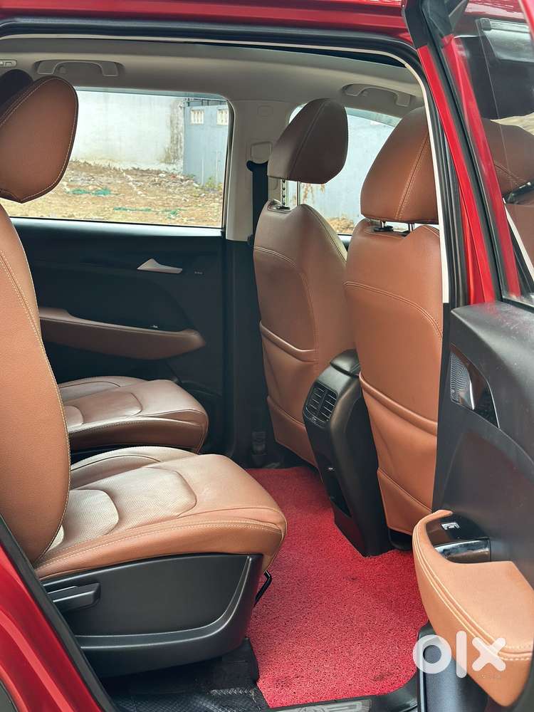 Mg Hector Plus 1.5 Sharp Turbo Cvt 6 Str, 2021, Petrol