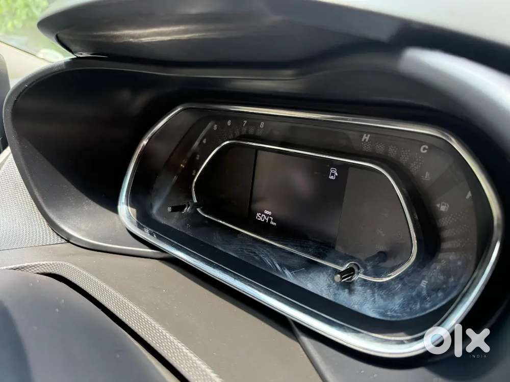 2023 Tata Nexon Petrol Automatic Xza+ Luxs Top Edition