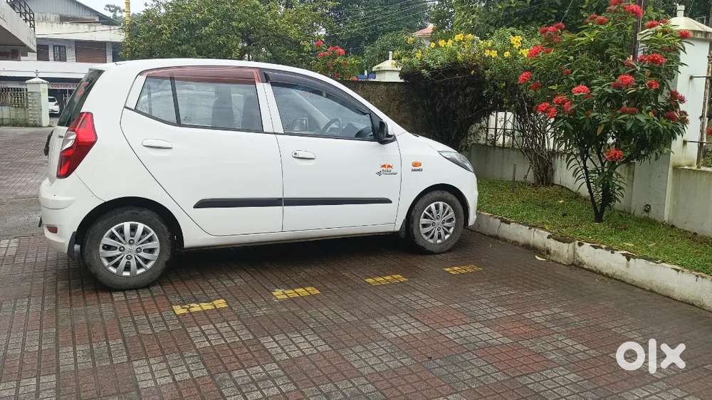 Hyundai I10 Sportz 2014 Model