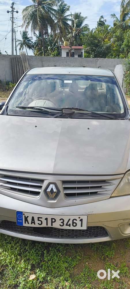 Mahindra Logan Petrol 2009