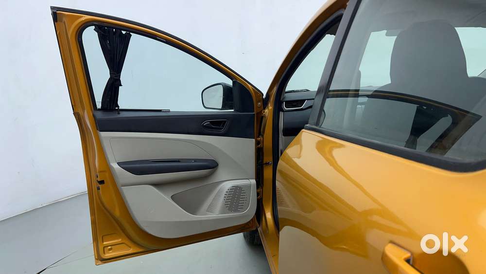 Renault Triber Rxt Easy-r Amt, 2023, Petrol